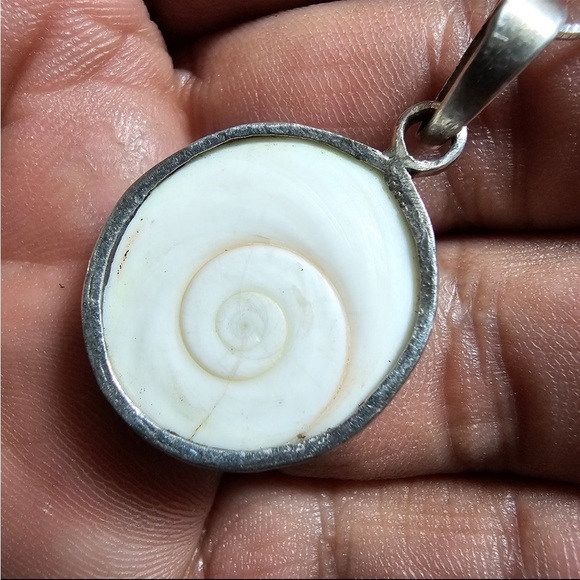 Sterling Silver Shiva Eye Shell Pendant On 21 Inch Sterling Snake Link Chain - Picture 5 of 7